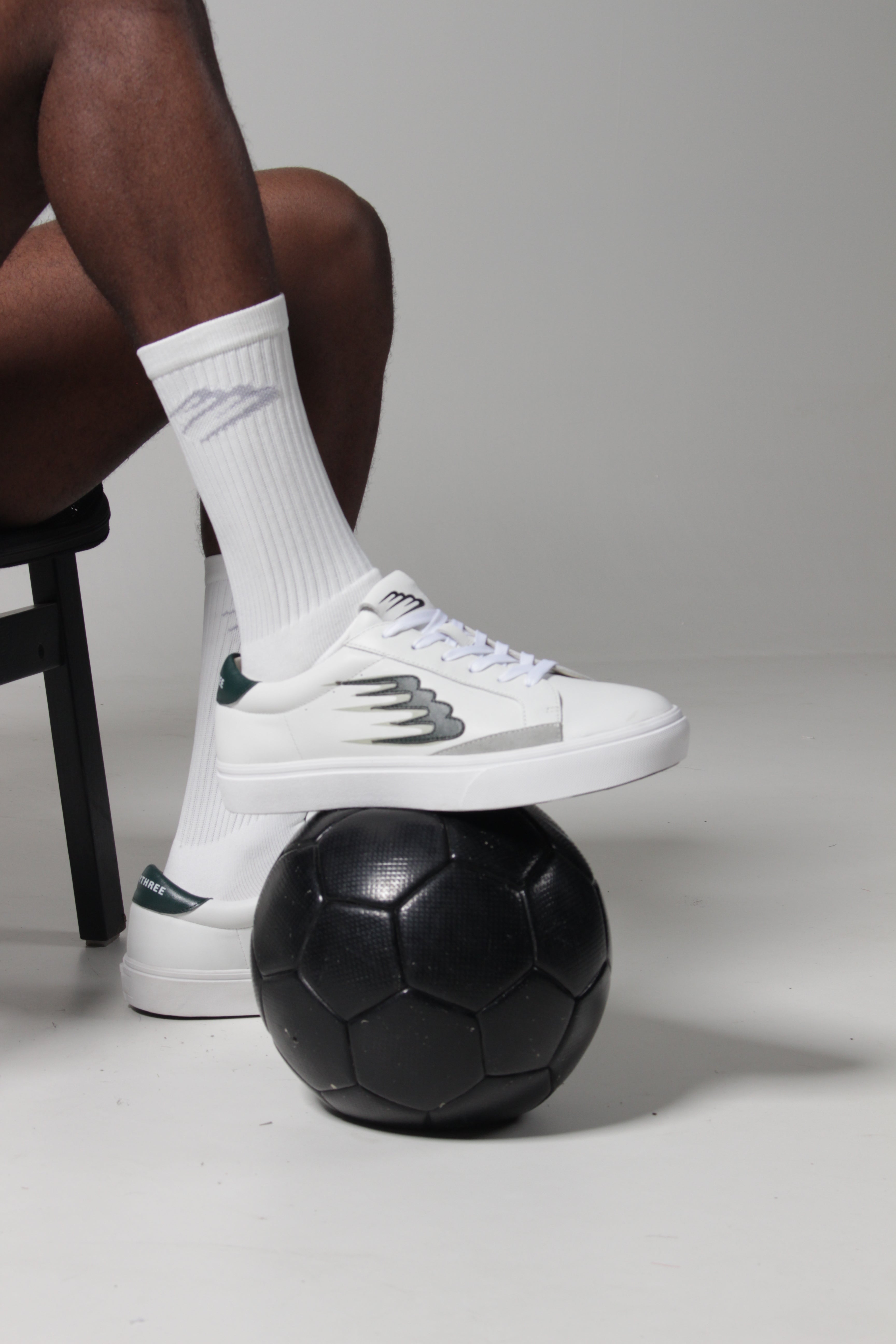 33 LOGO SOCKS - TWO-PACK