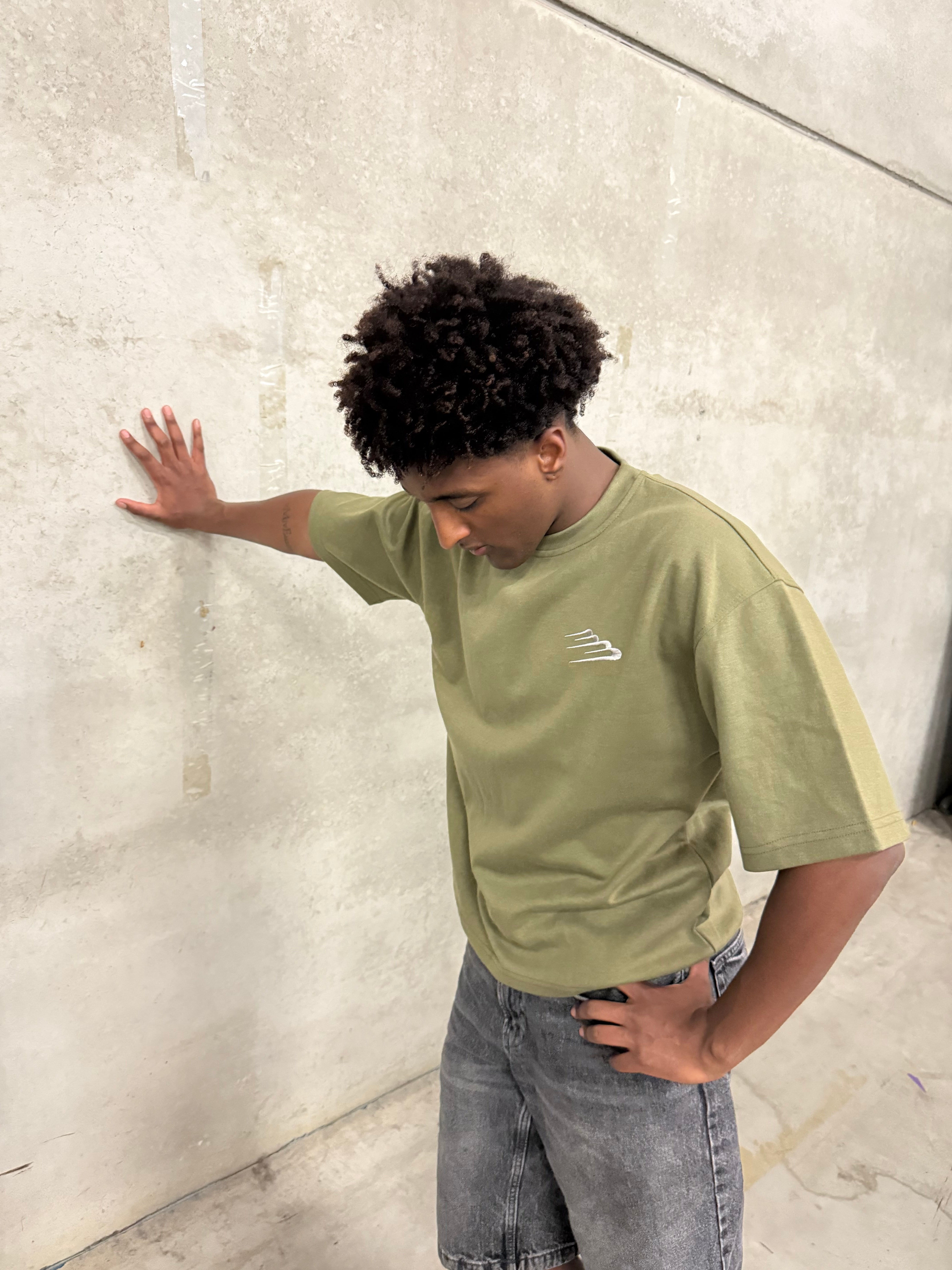 BOXY TEE